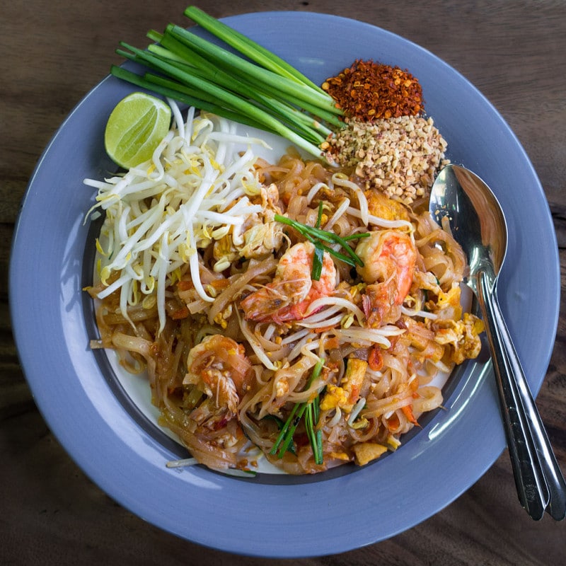 pad thai chatuchak market